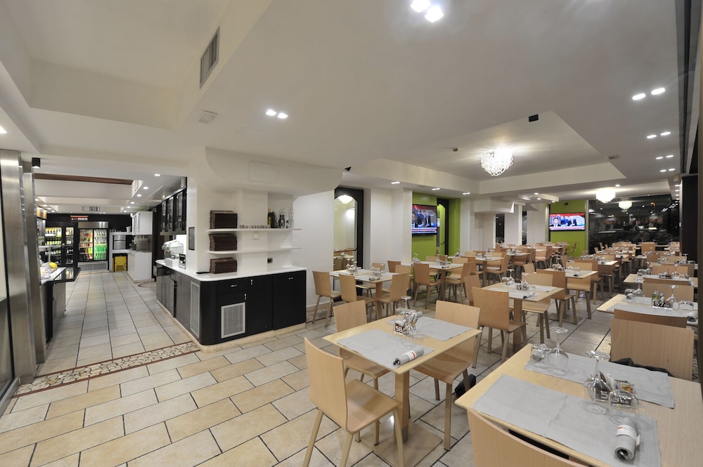 Hotel Testani 35/50