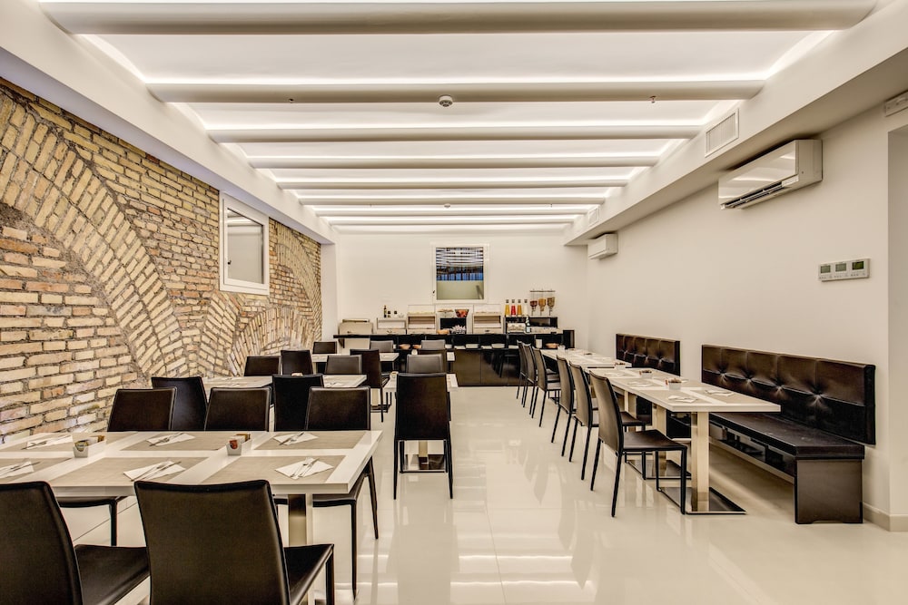 THE LIBERTY BOUTIQUE HOTEL 47/62