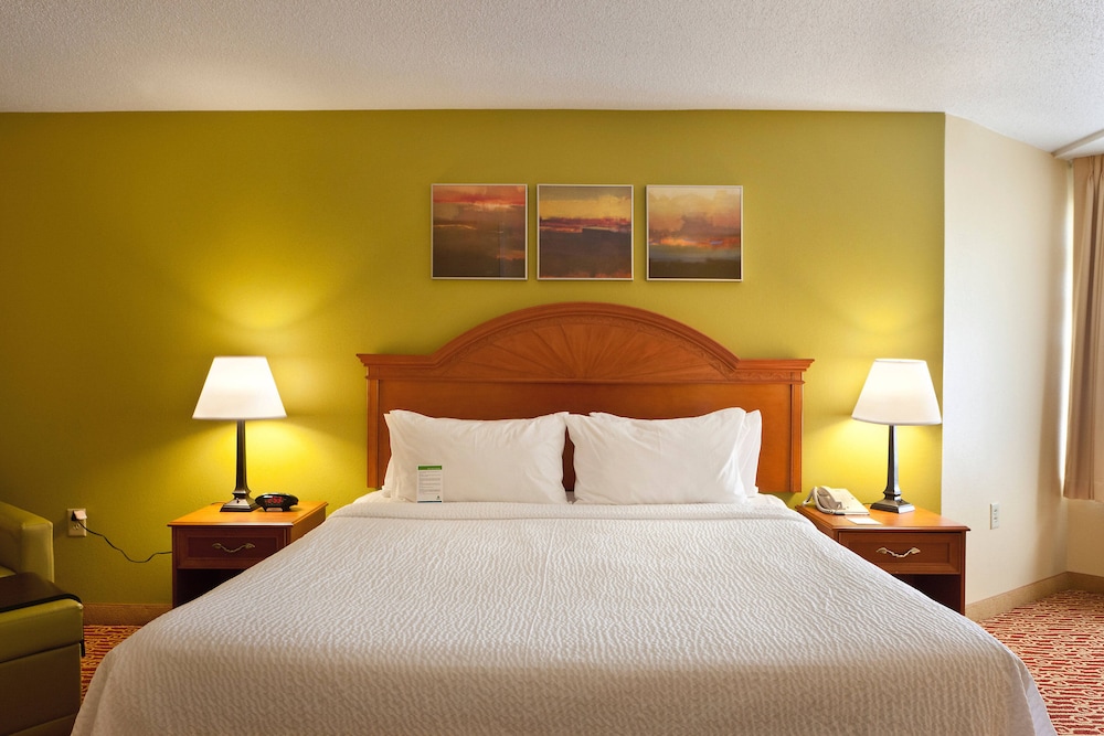 TownePlace Suites by Marriott Wilmington Newark/Christiana 7/23