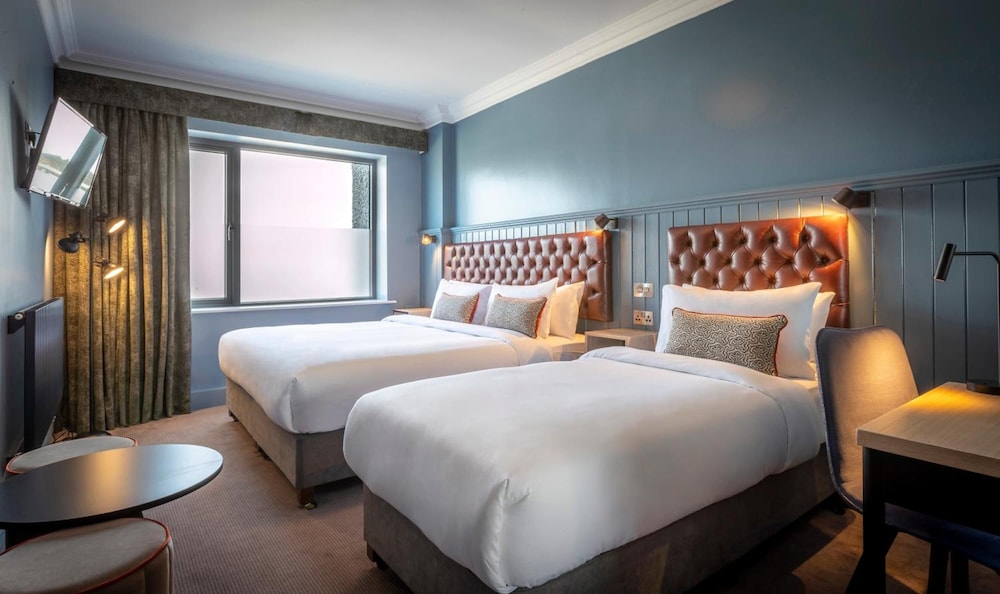 Shoreline Hotel 20/47