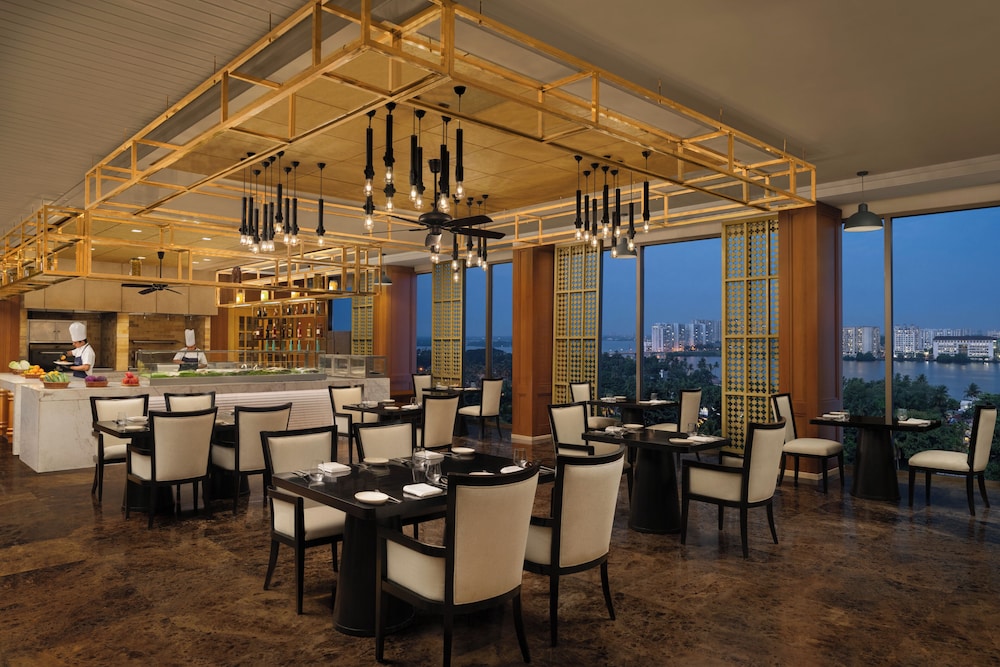 GRAND HYATT KOCHI BOLGATTY 57/71