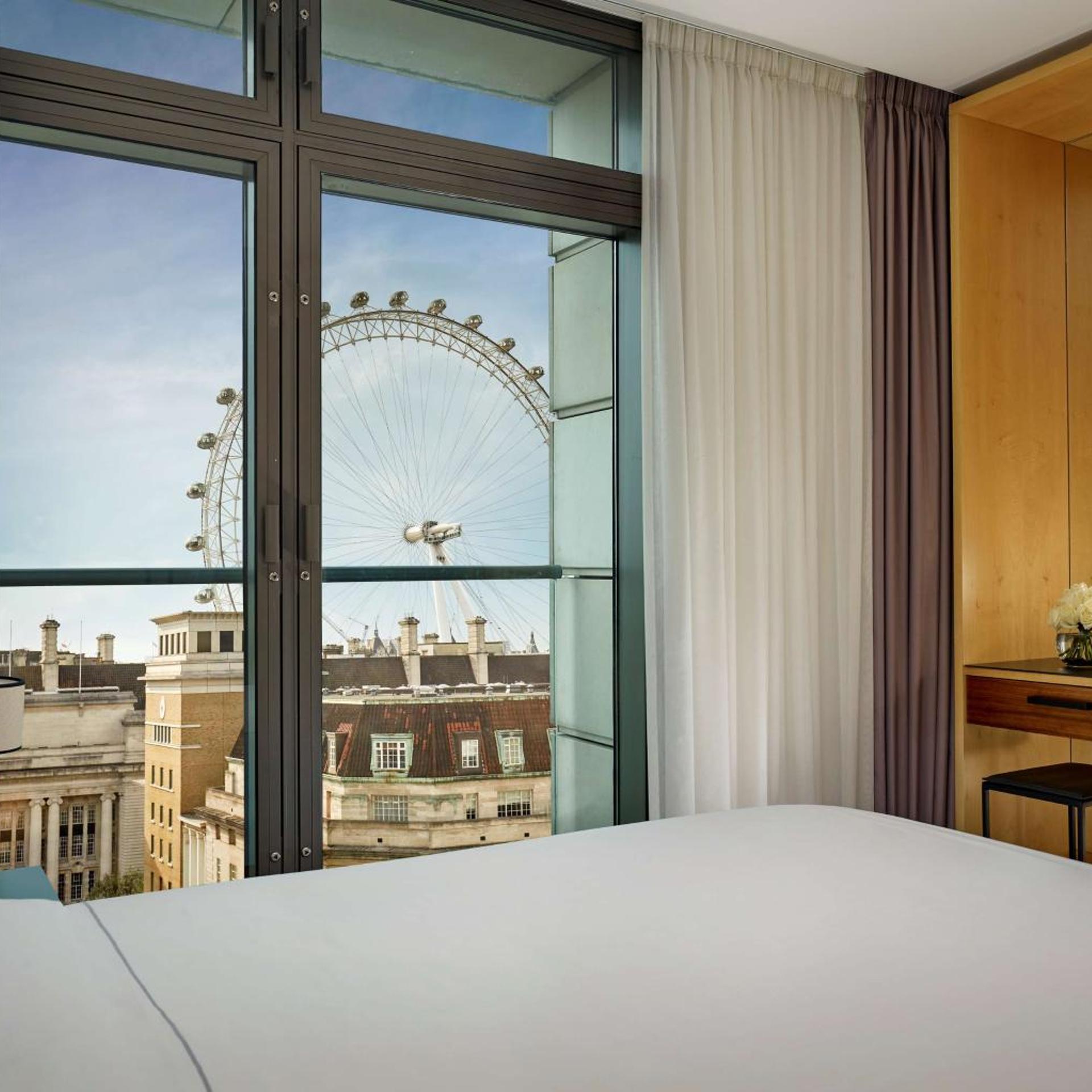 Executive, Family, Studio, Double Bed, London Eye View، Park Plaza County Hall London 2/3