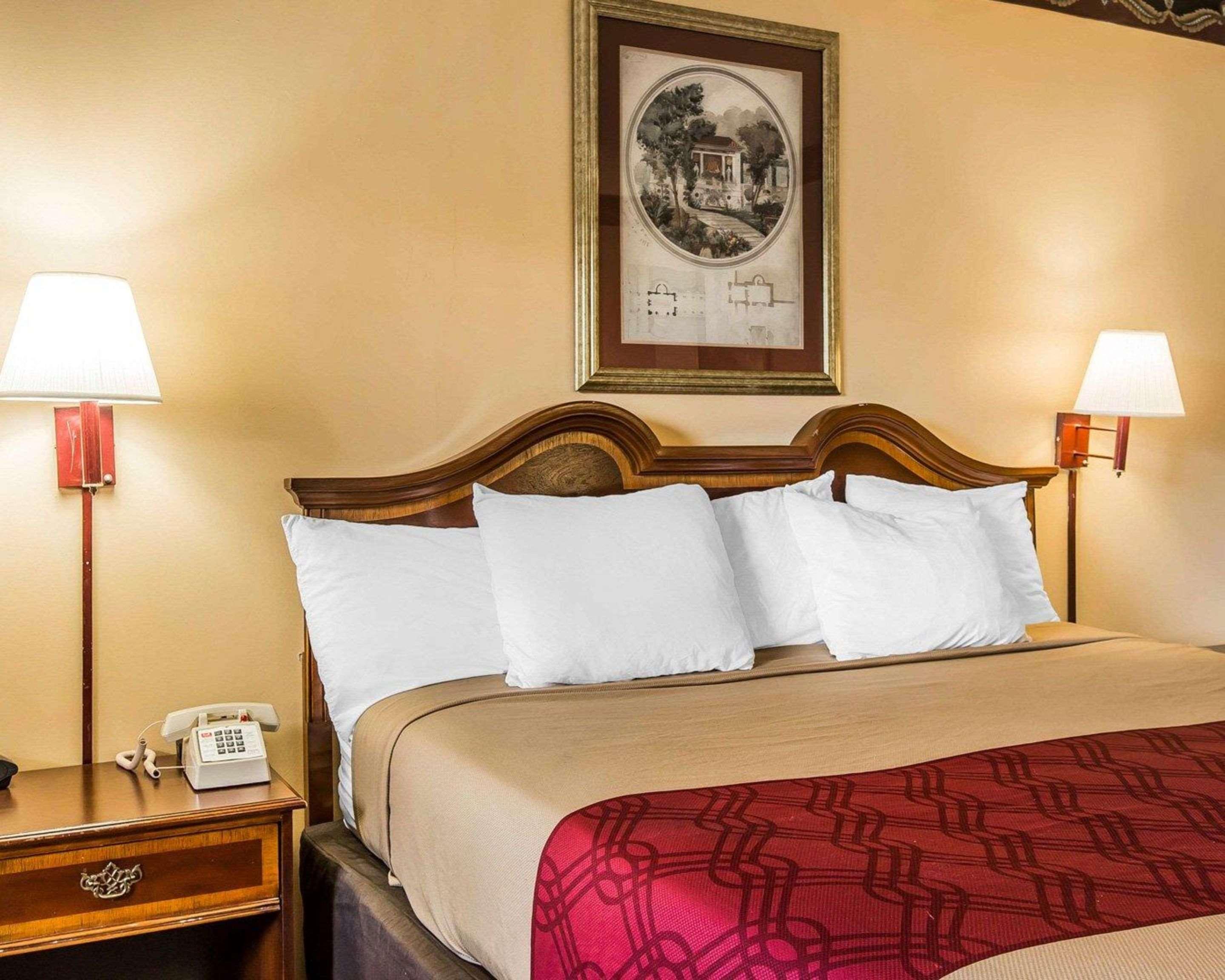 Macon GA Hotel 8/22