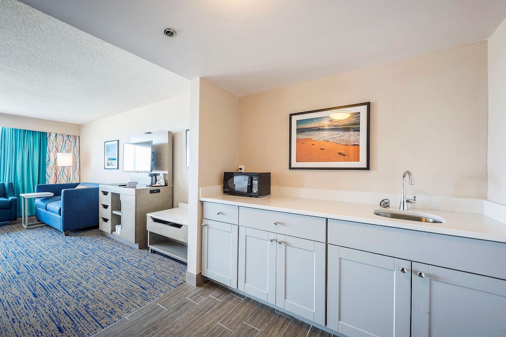 Hampton Inn Virginia Beach-Oceanfront North 14/75
