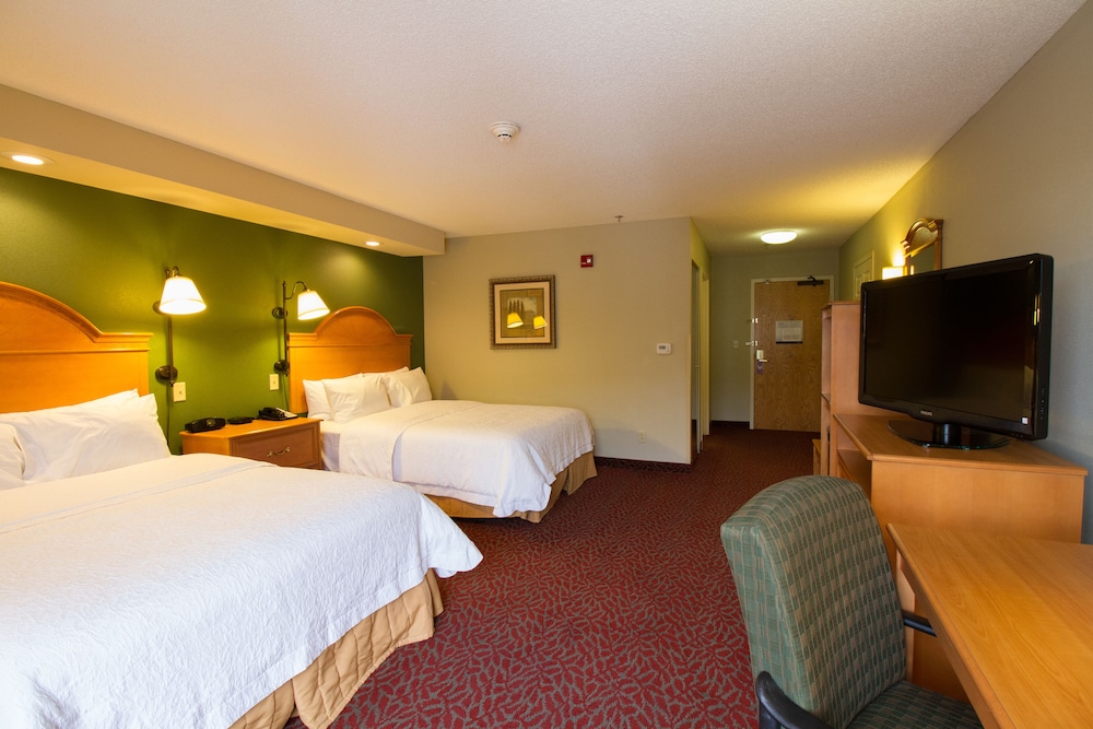 Hampton Inn Norfolk Ne 14/35