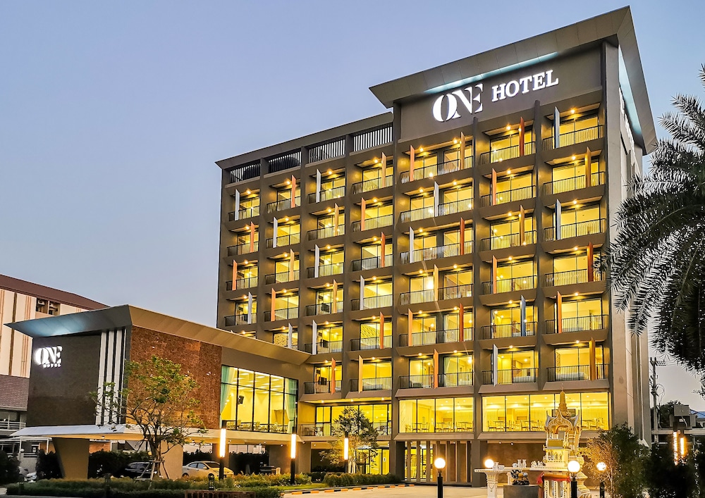 ONE Hotel 1/21