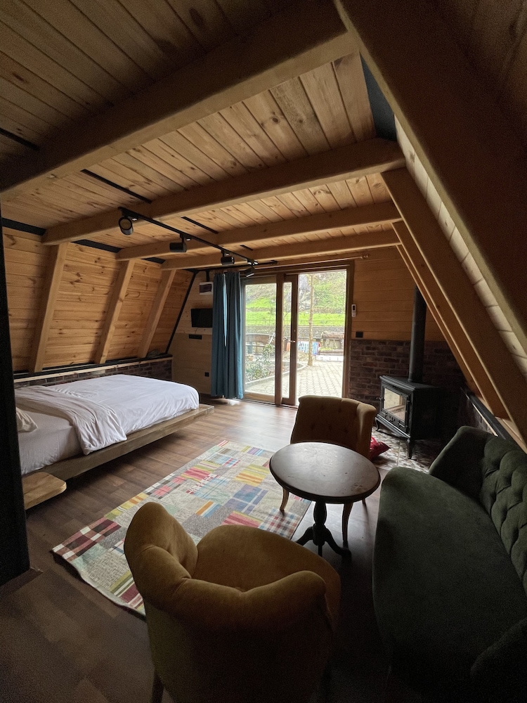 Tanura Bungalows 15/50
