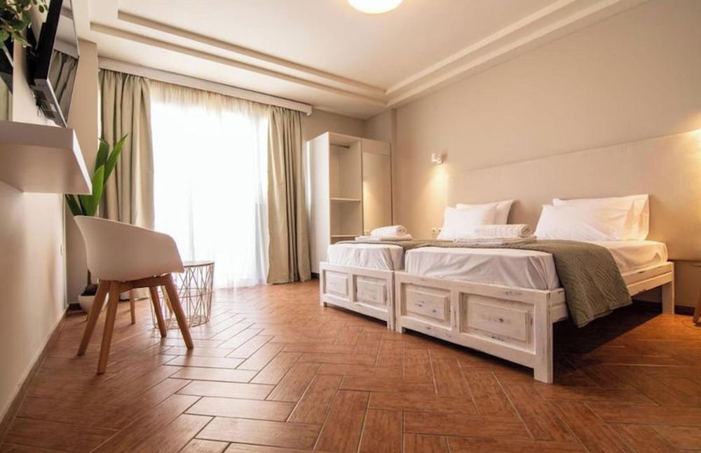 Girogiali Beach Hotel 18/50