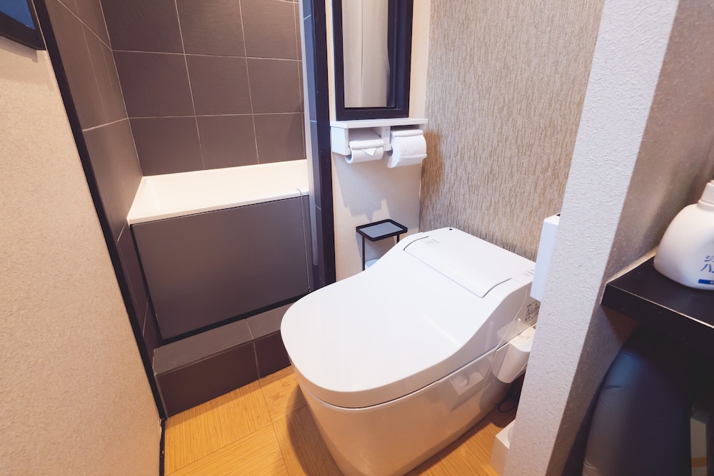 Little Hotel Kyoto Karasuma Takatsuji 56/60
