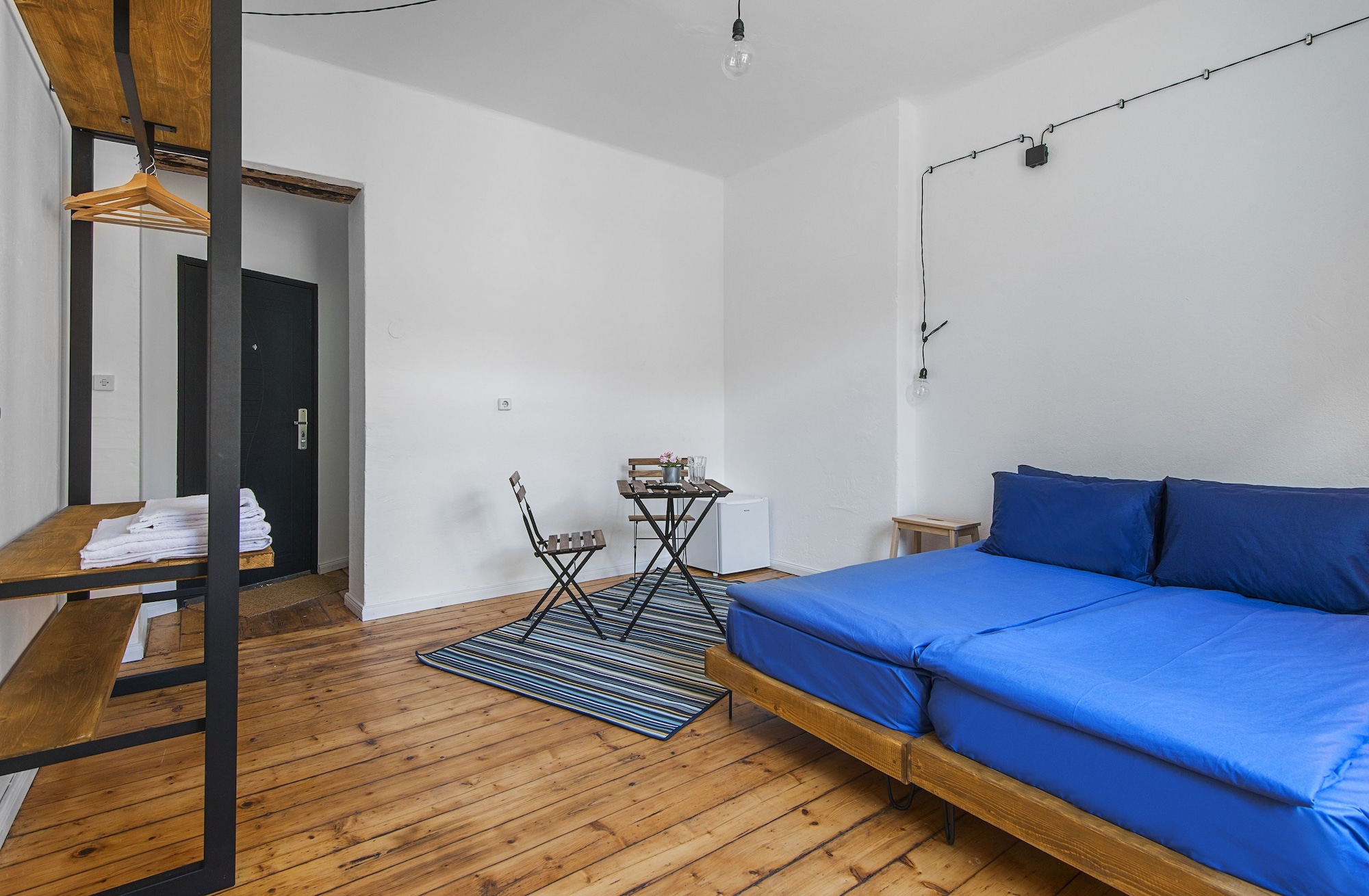CLASSIC, APARTMENT, MULTIPLE BEDS, TERRACE