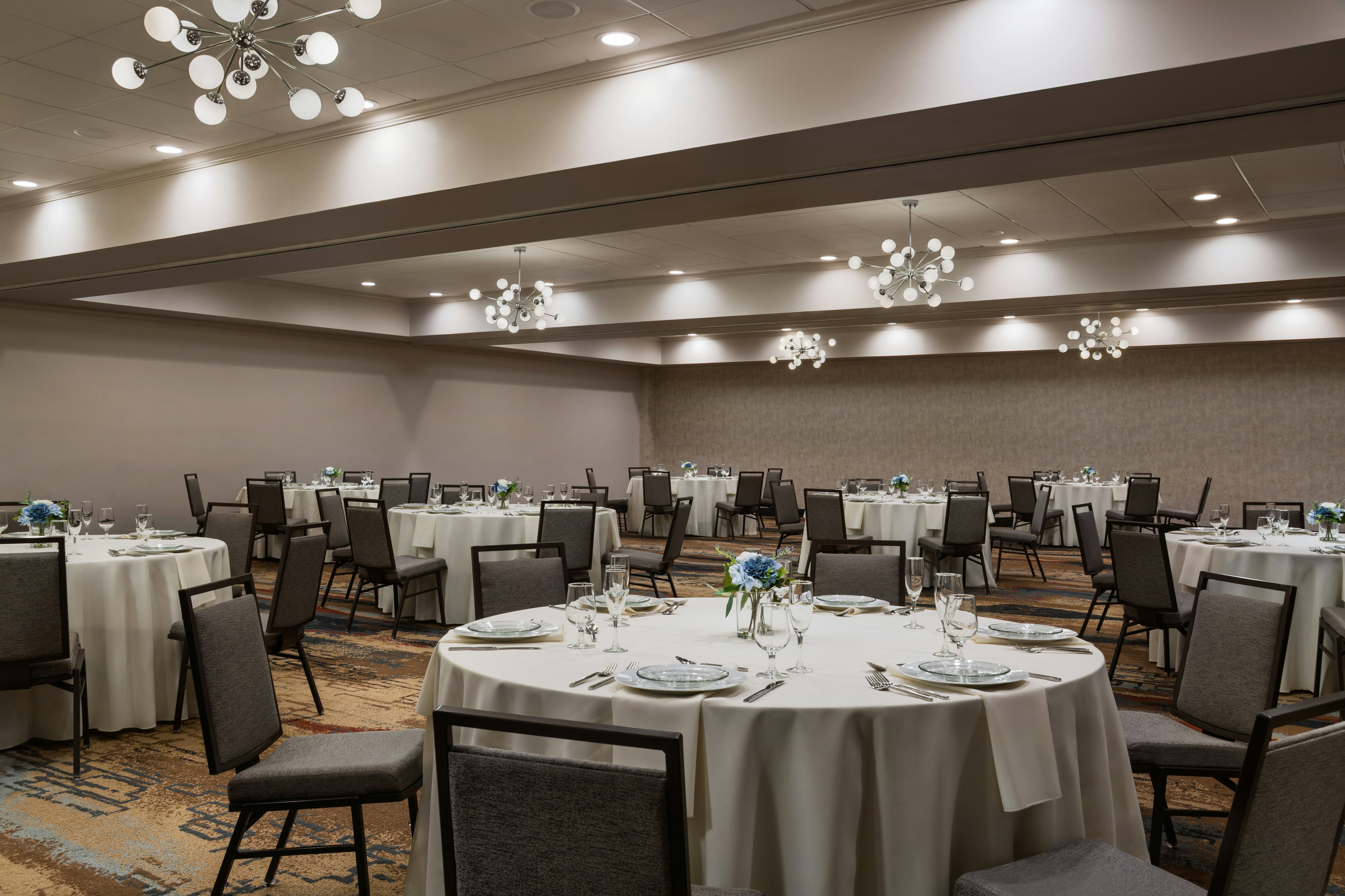 Doubletree Austin Northwest Arboretum 37/66