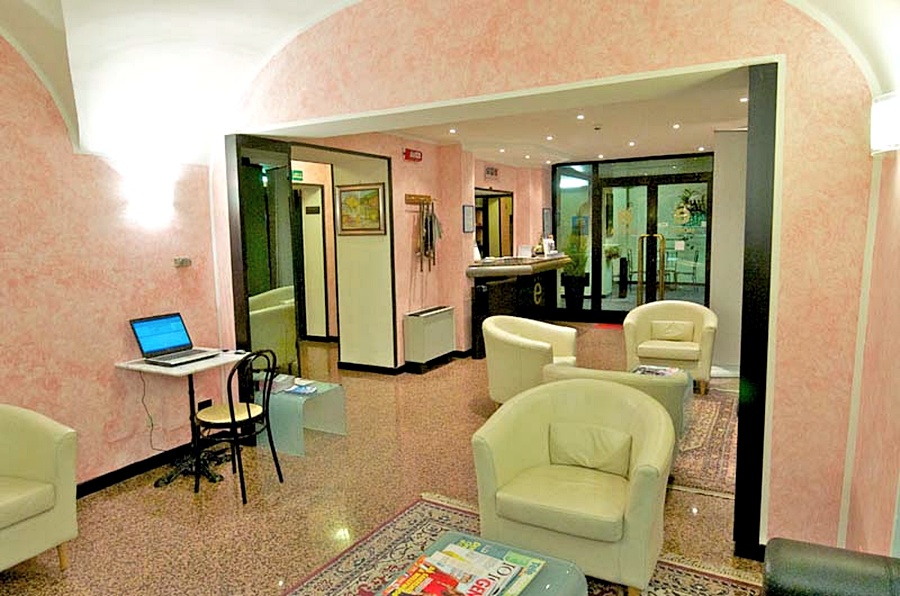 COMFORT HOTEL EUROPA 13/18
