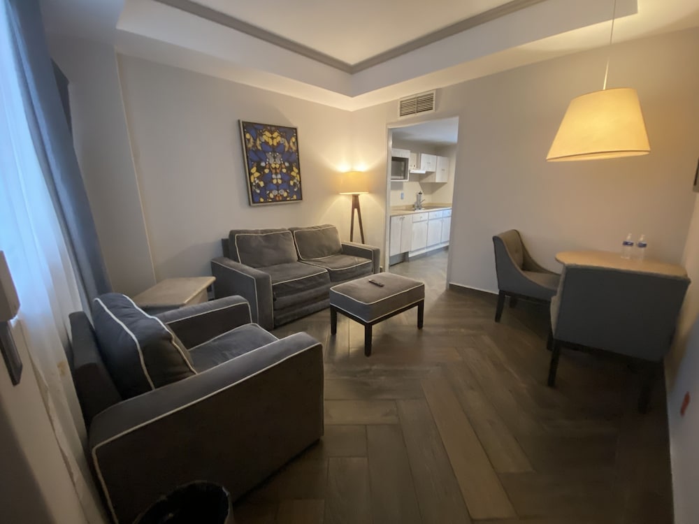 Suites del Angel 47/65