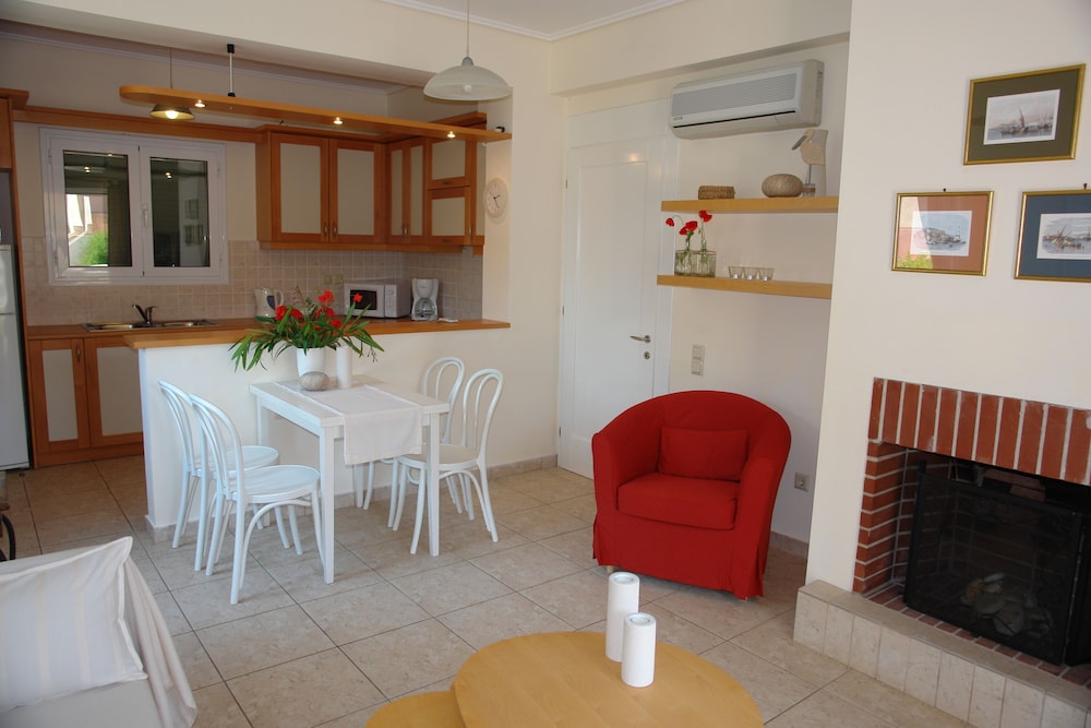 Barbati Bay Apartments 37/66