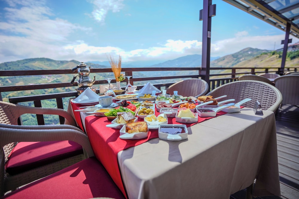 Sera Lake Resort 58/75