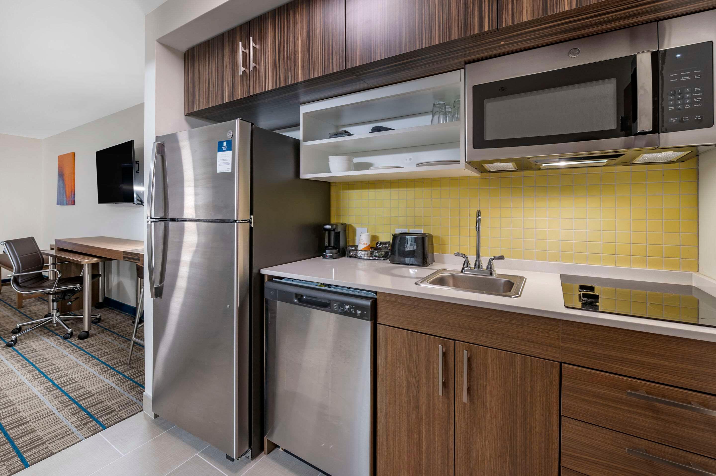 Suite, 2 Queen Beds, MainStay Suites Georgetown Lexington North 5/5