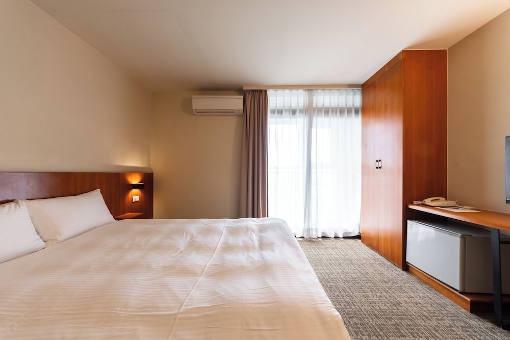 Landis Inn Lotung 25/73