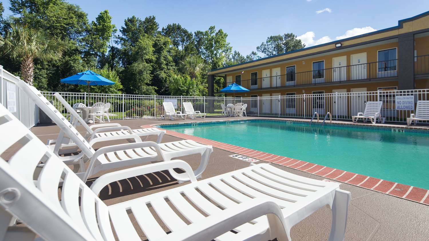 Best Western Of Walterboro 9/34