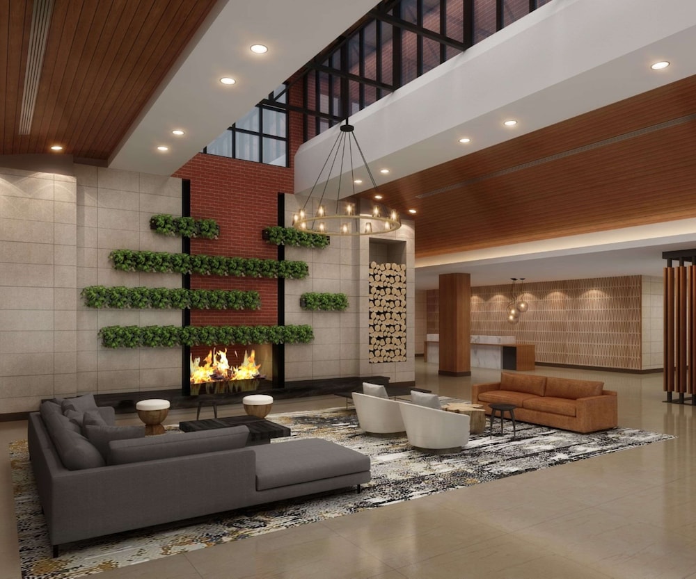 The Chattanoogan Hotel, Curio Collection by Hilton 7/73