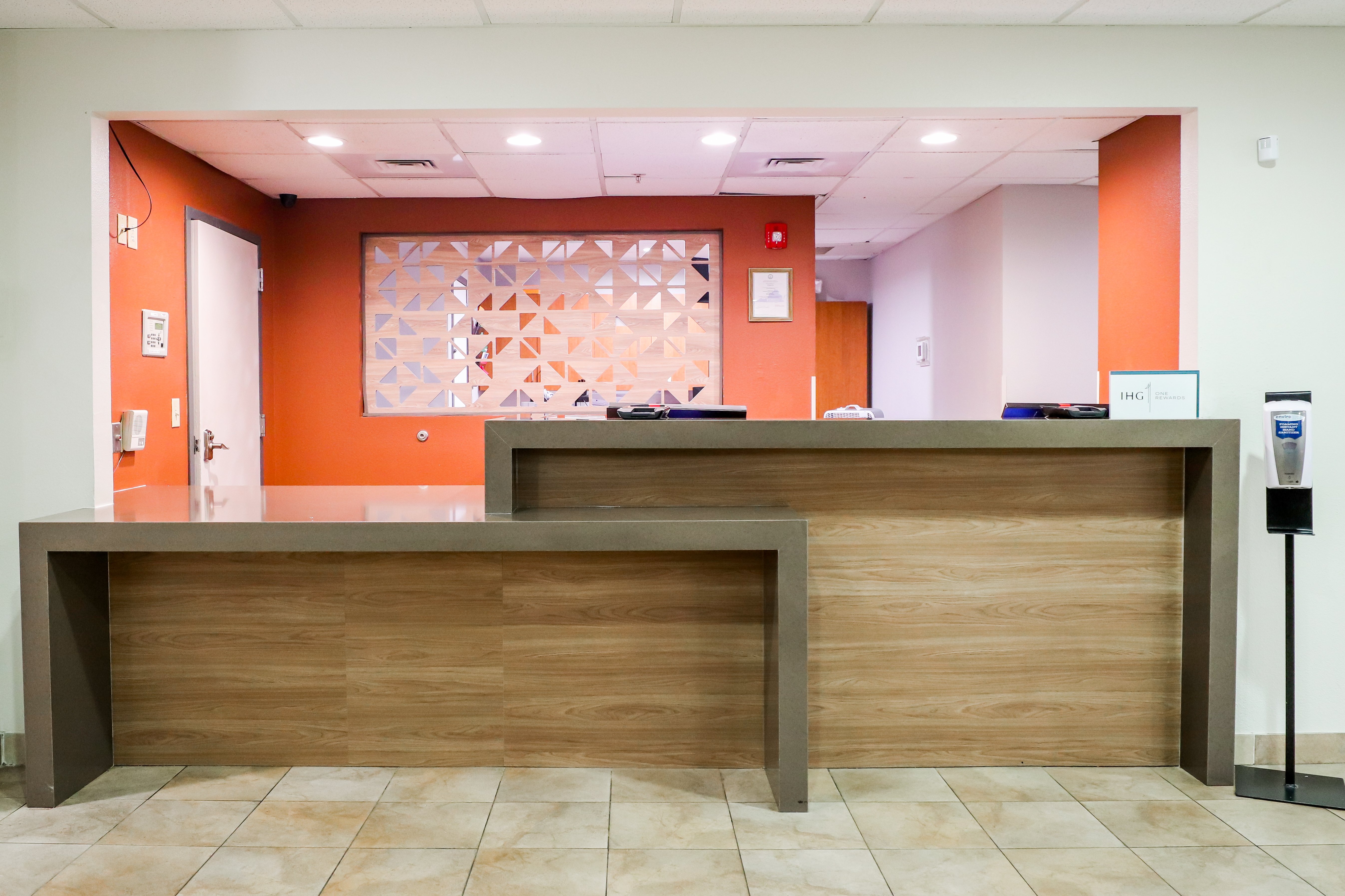 Candlewood Suites Richmond Airport 8/77