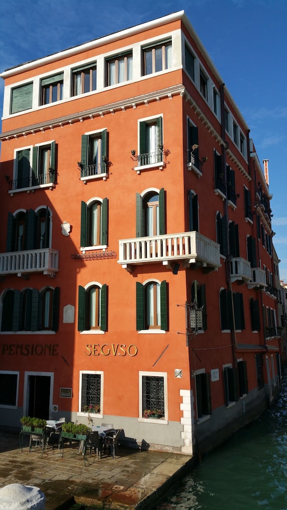 Pensione Seguso 22/25