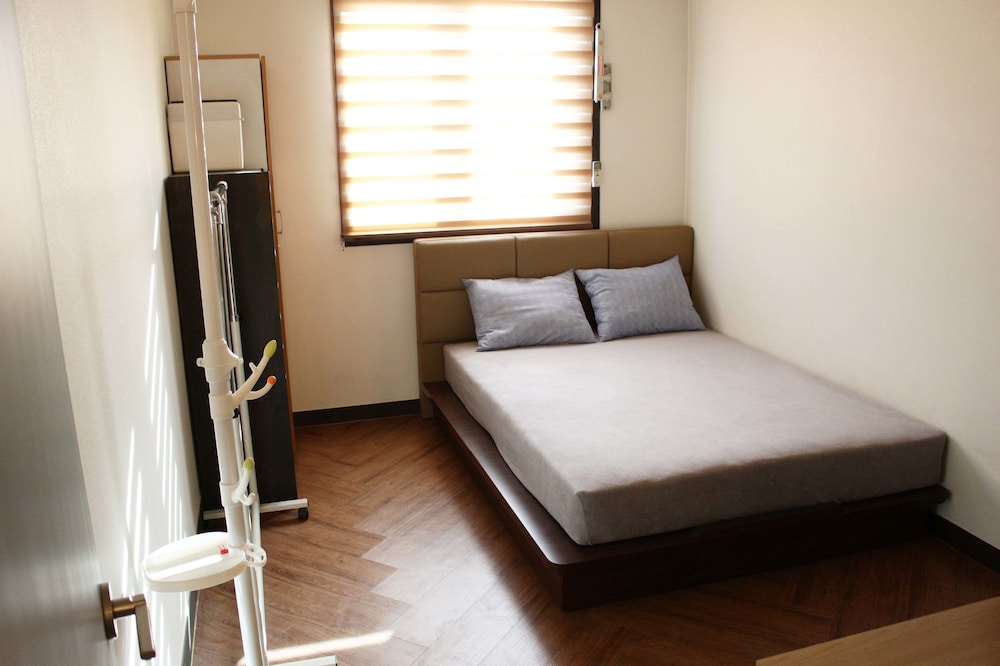 Urban Art Stay - Hostel 5/42