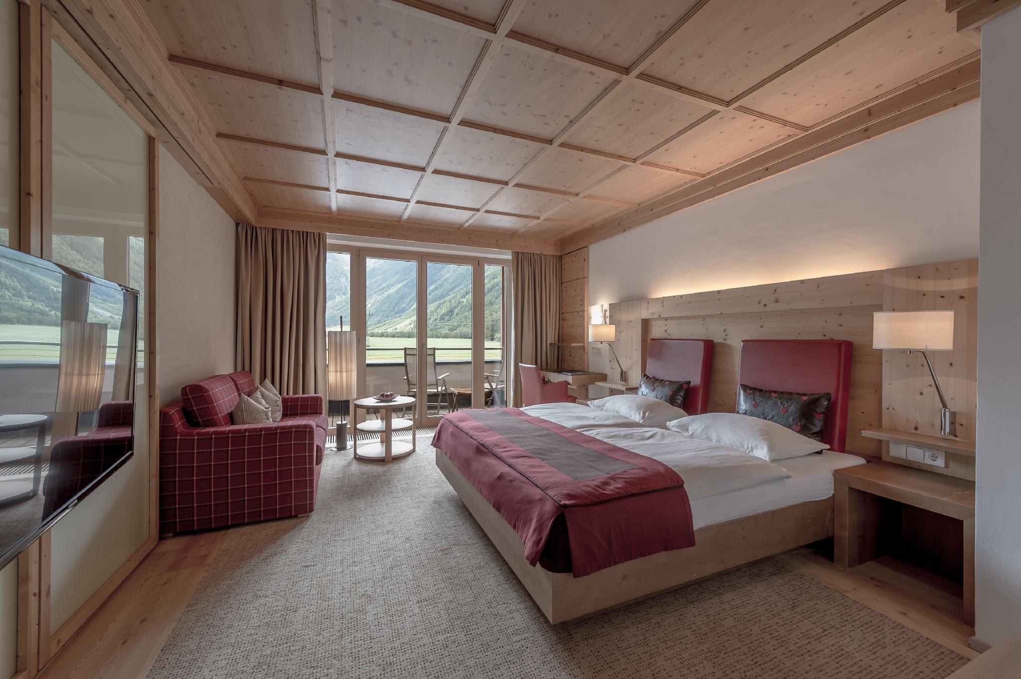 Room, Double Bed, Mountain View, Balcony, South Wing