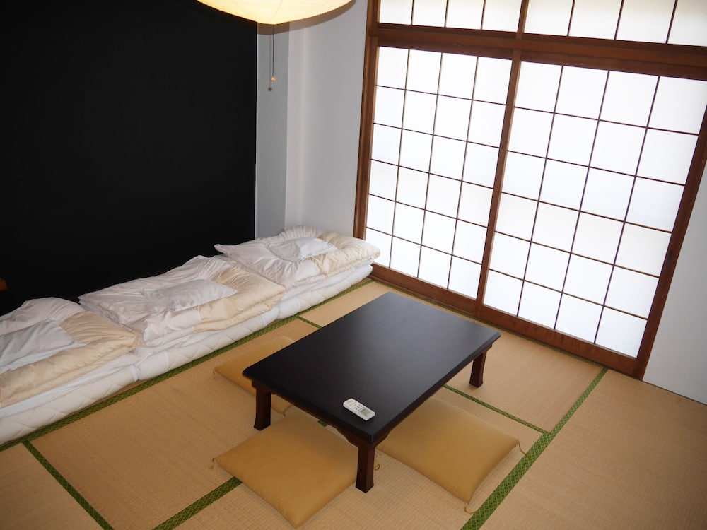 J-Hoppers Lake Biwa Guesthouse - Hostel 5/61