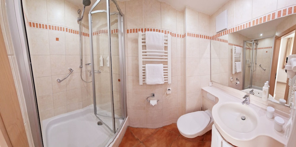 Hotel Garni Metzingen 42/49