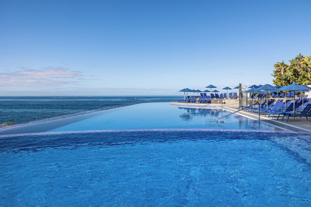 Marina Suites Hotel 67/68