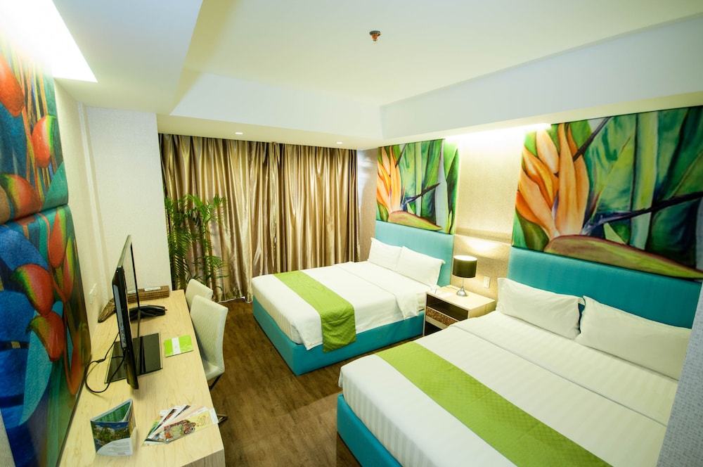 DELUXE, TRIPLE, POOL VIEW, GROUND FLOOR