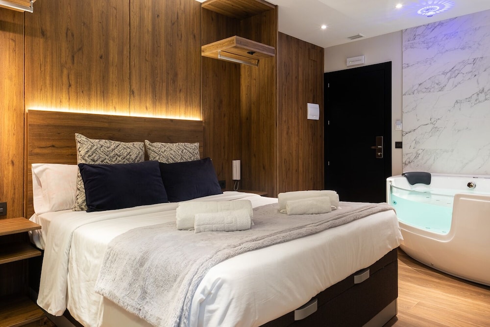 Hotel DAOS 18/50