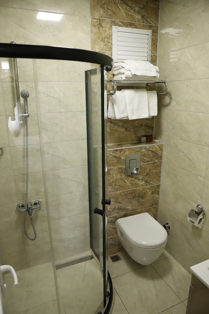Otel 57 47/50