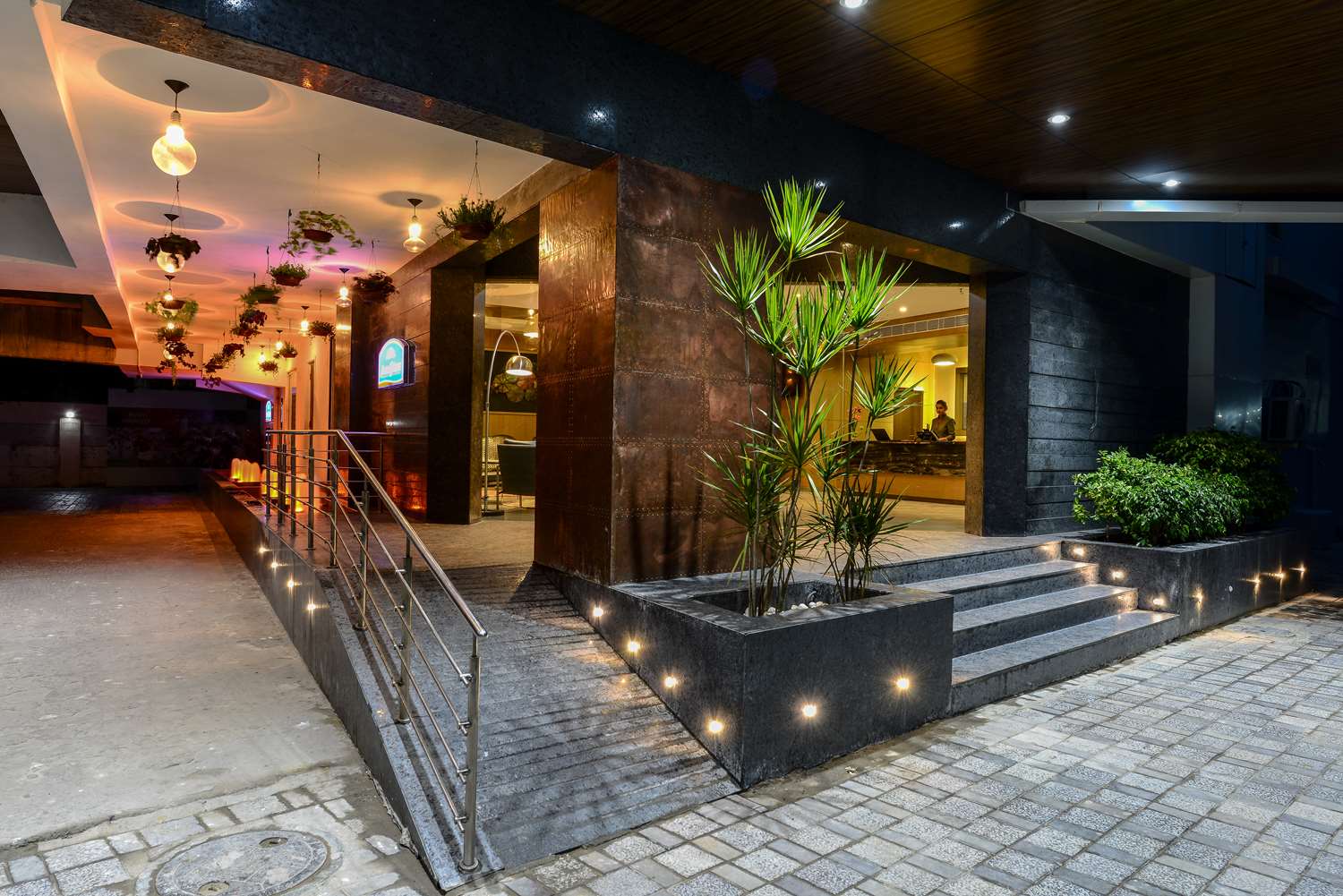 Howard Johnson by Wyndham Kolkata 35/66
