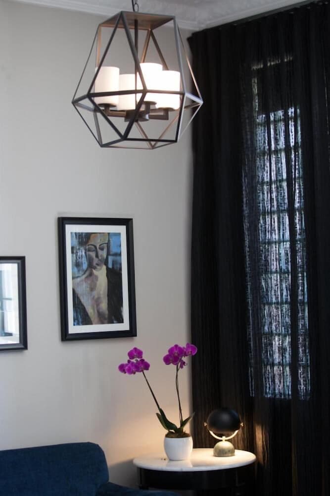 Mrs Banks Boutique Hotel 31/50