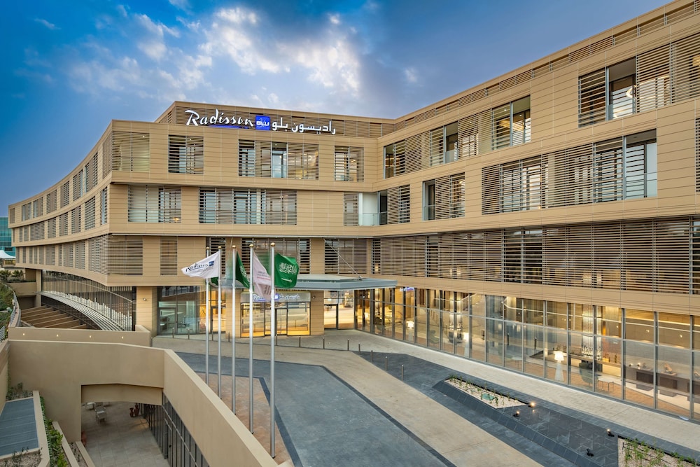 فندق وريزيدنس راديسون بلو ، حي السفارات الرياض(Radisson Blu Hotel Residence Riyadh Diplomatic Quarter) 65/68