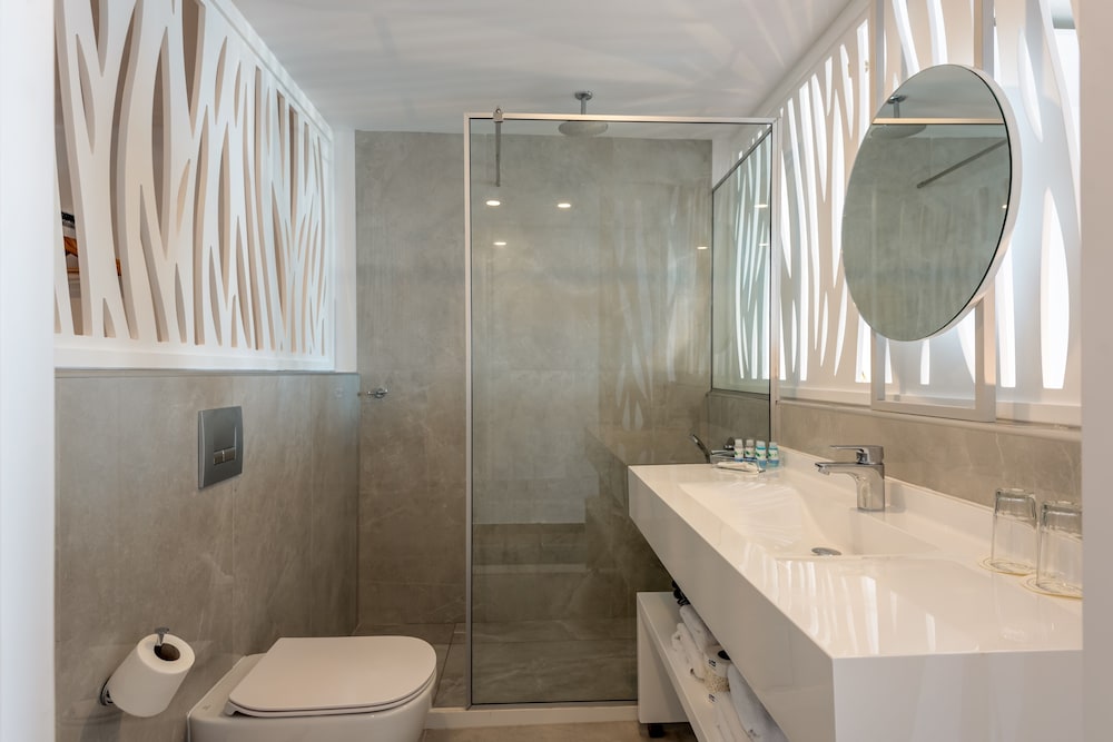 Mediterraneo Hotel 50/50
