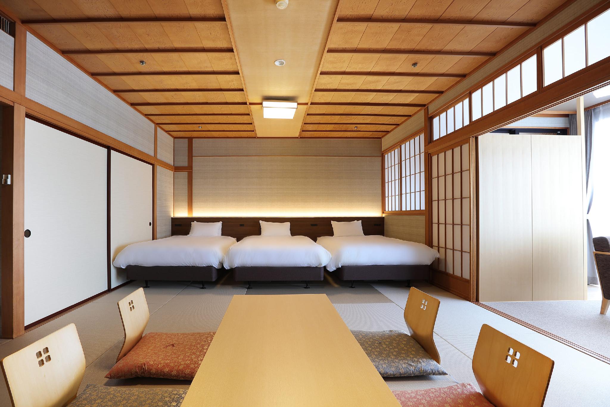 Japanese Western, Japanese, Modern, Triple, Outdoor Bath