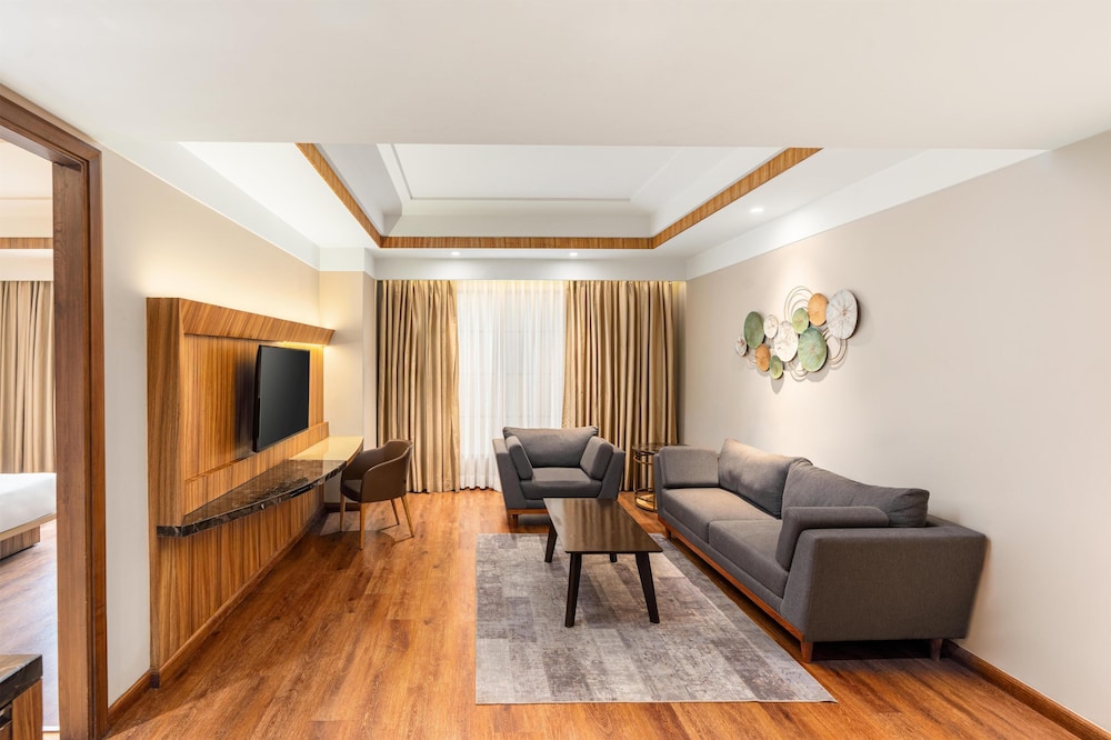 Radisson Bhopal 45/64