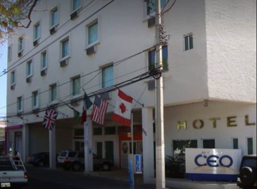 CEO Hotel Business Class 1/28