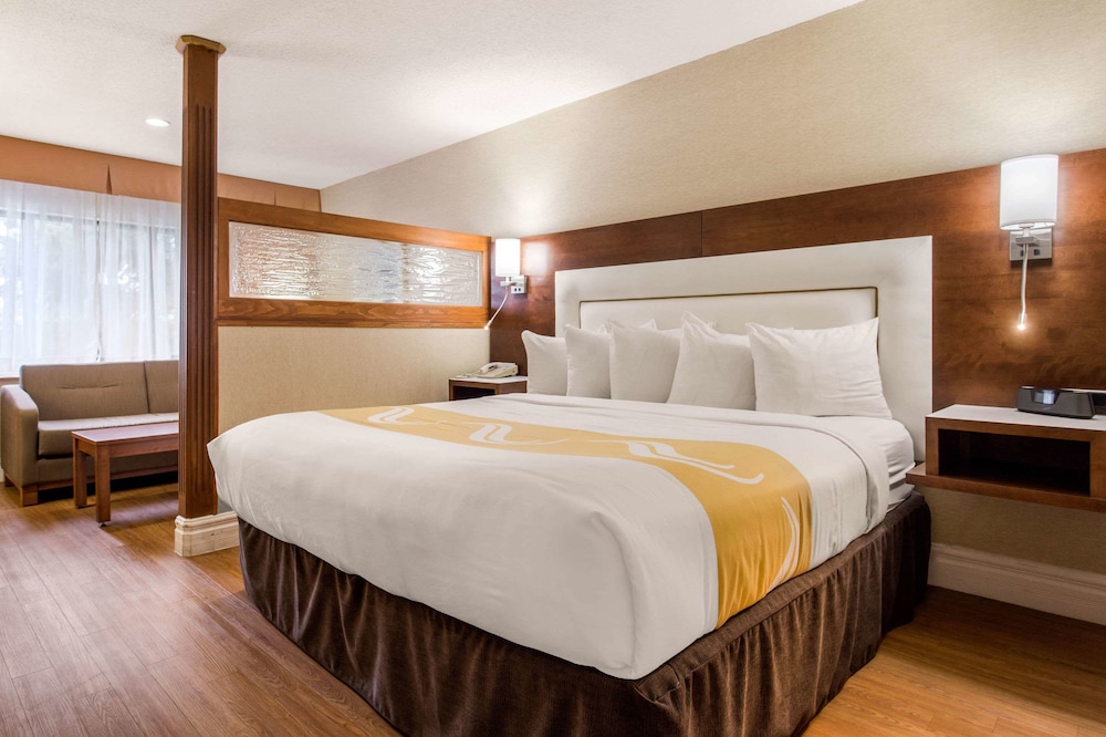 Quality Inn & Suites Gatineau 16/42