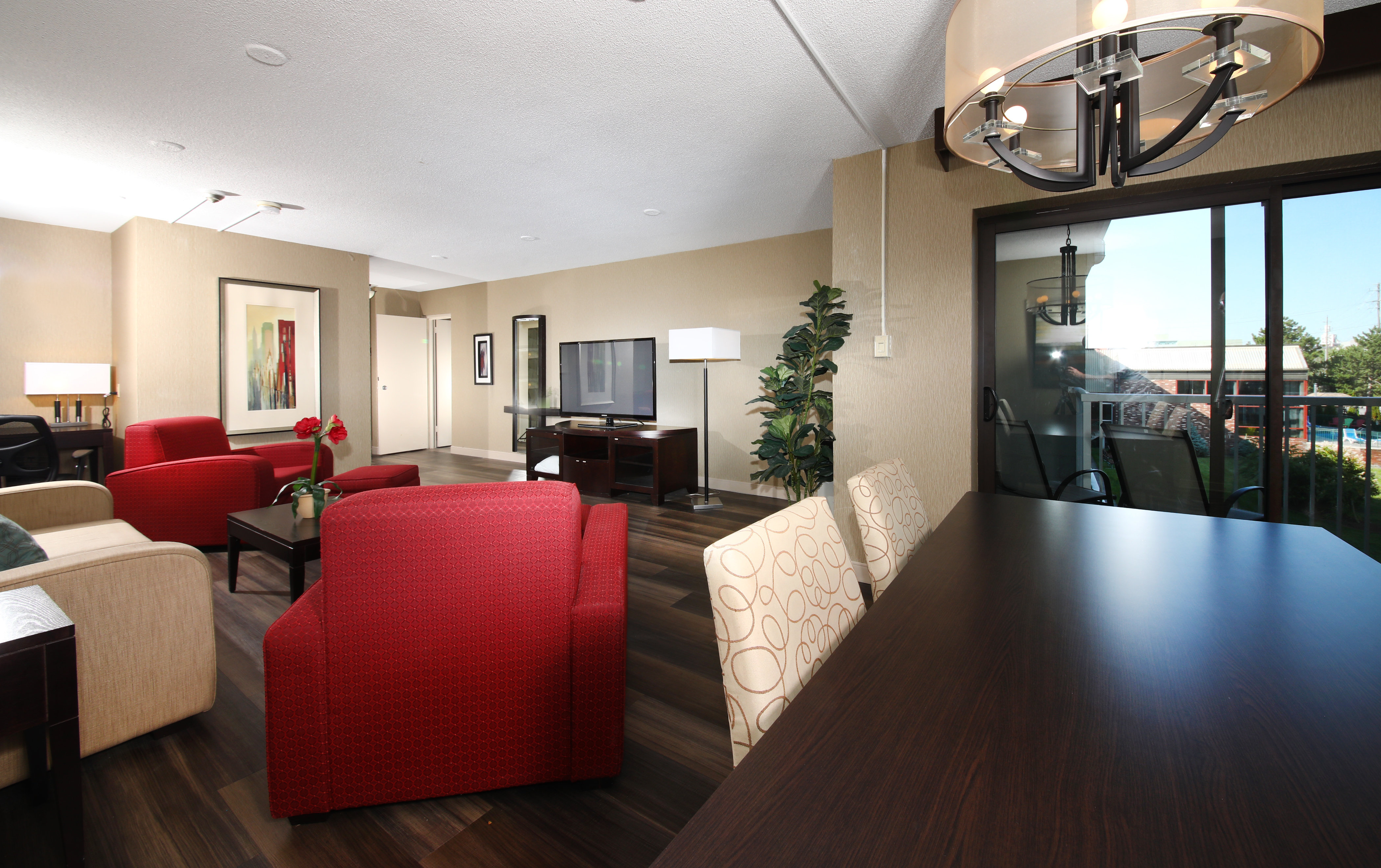 Holiday Inn Peterborough Waterfront 44/70