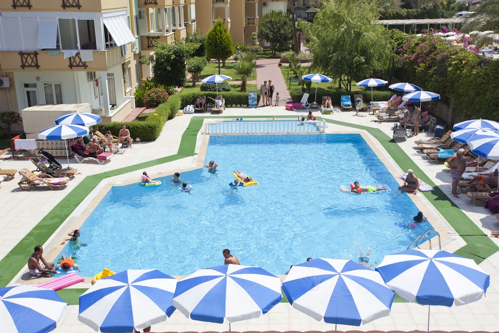 Villa Sunflower Beach Hotel 49/50