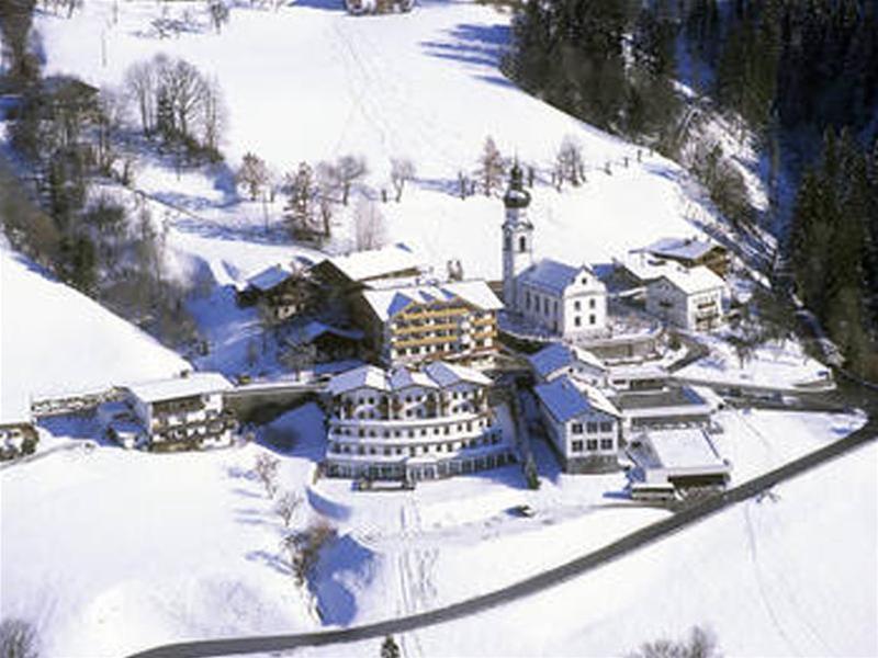 FERIENHOTEL HOPPET 2/8