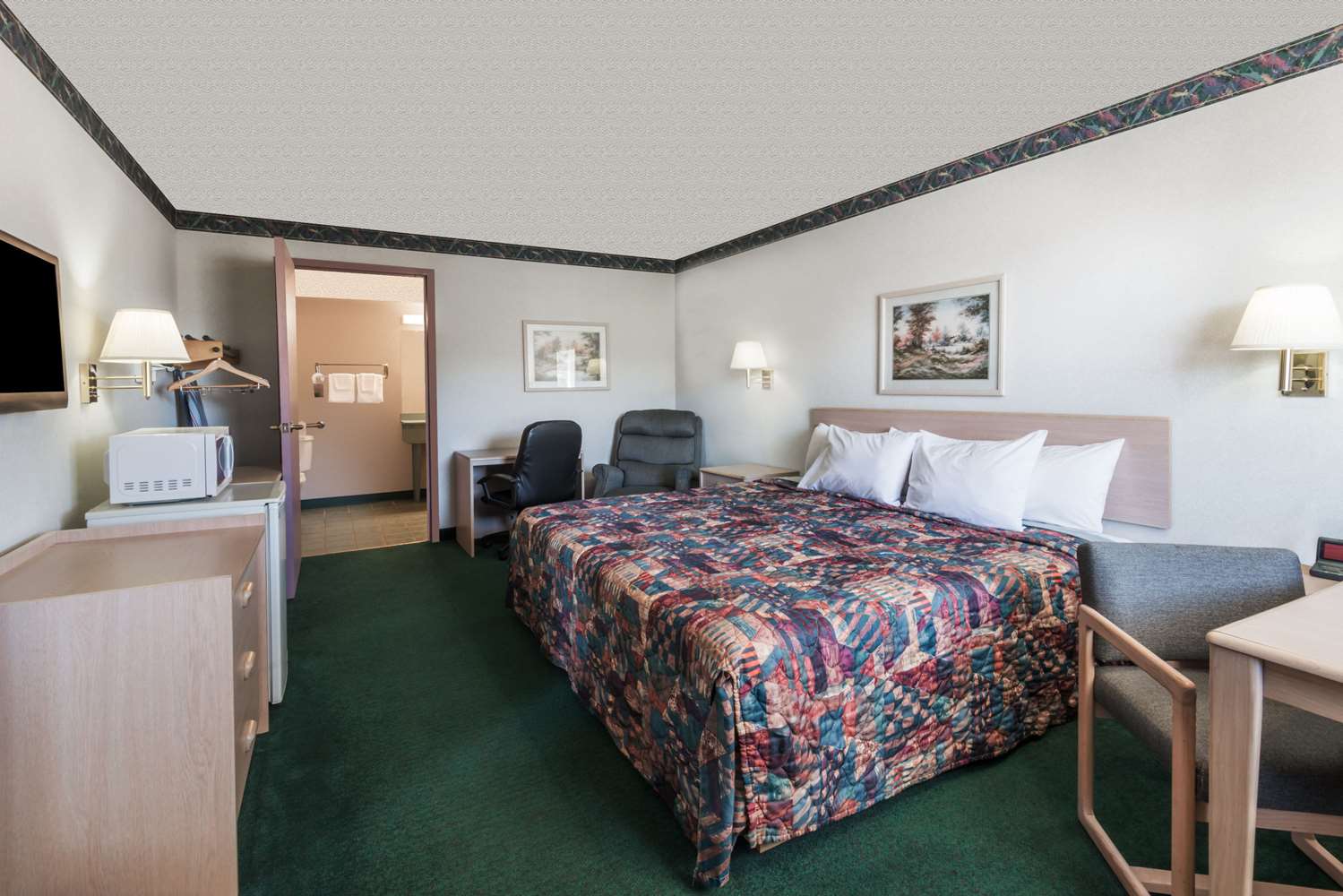 Knights Inn Ottawa 9/24