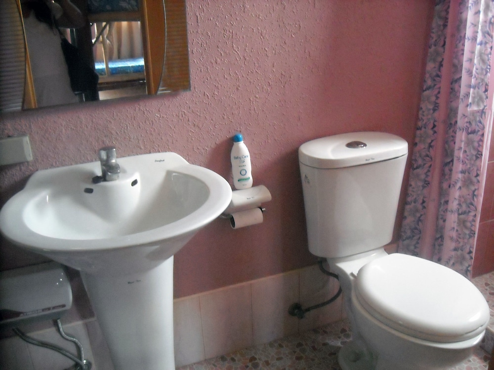 Cebu Guest Inn 49/50