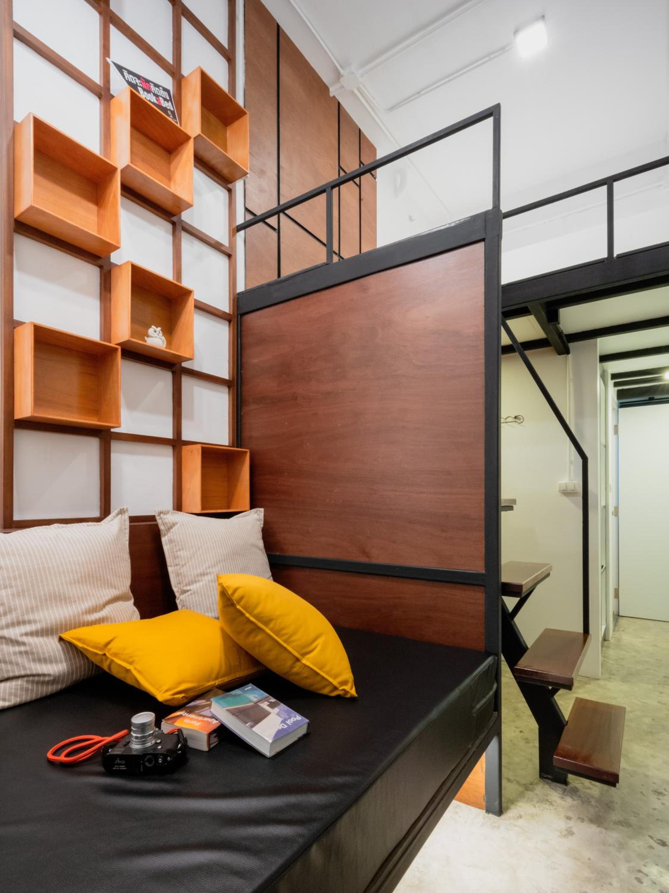 Room, Double Bed, Private Bathroom 3/7