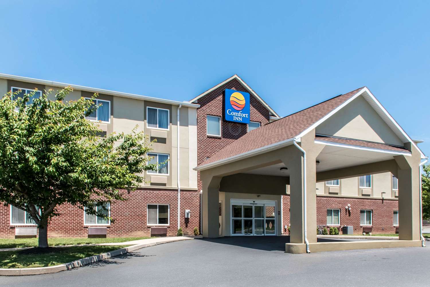 Comfort Inn Lancaster County Columbia, PA 11/13