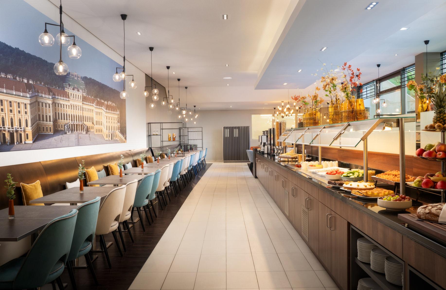 restaurant cafeteria