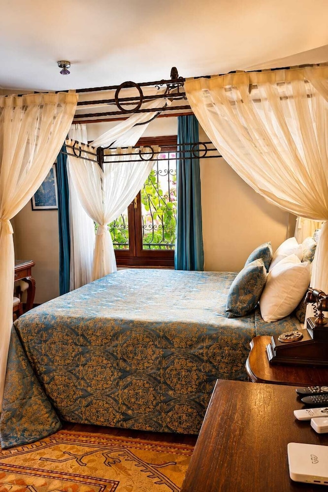 Villa Sphendone Suites 17/50
